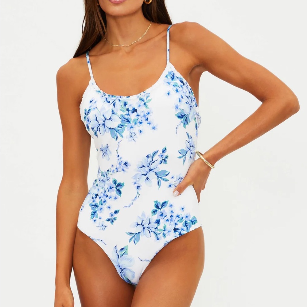 Beach Riot Britt One Piece - Picture 2 of 3